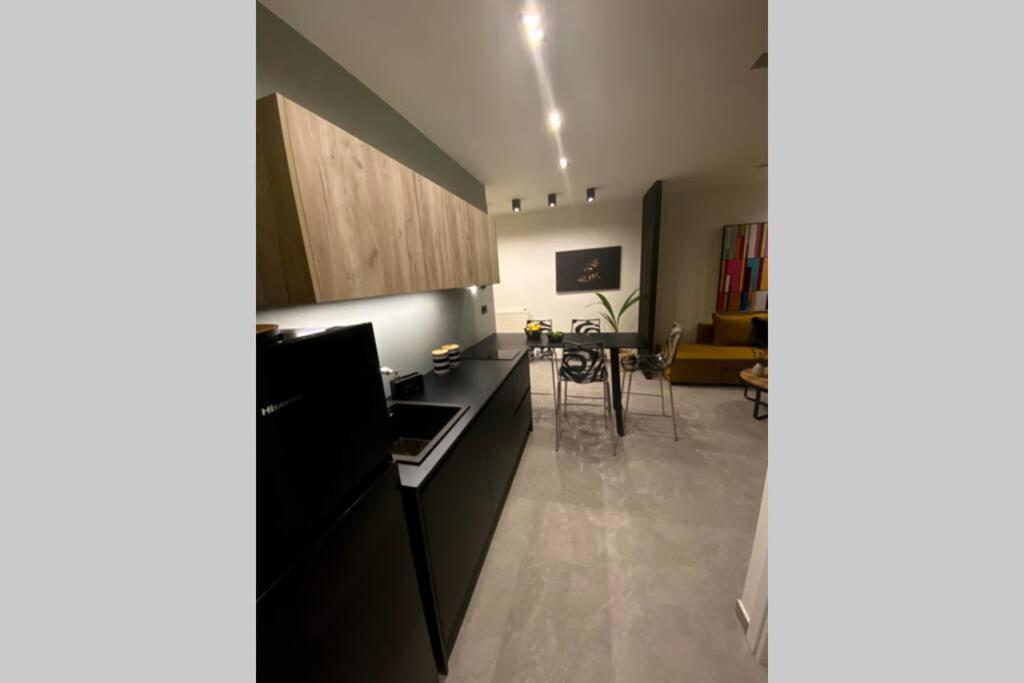 Vyron 1 Elegance Apartamento Nea Michaniona Exterior foto